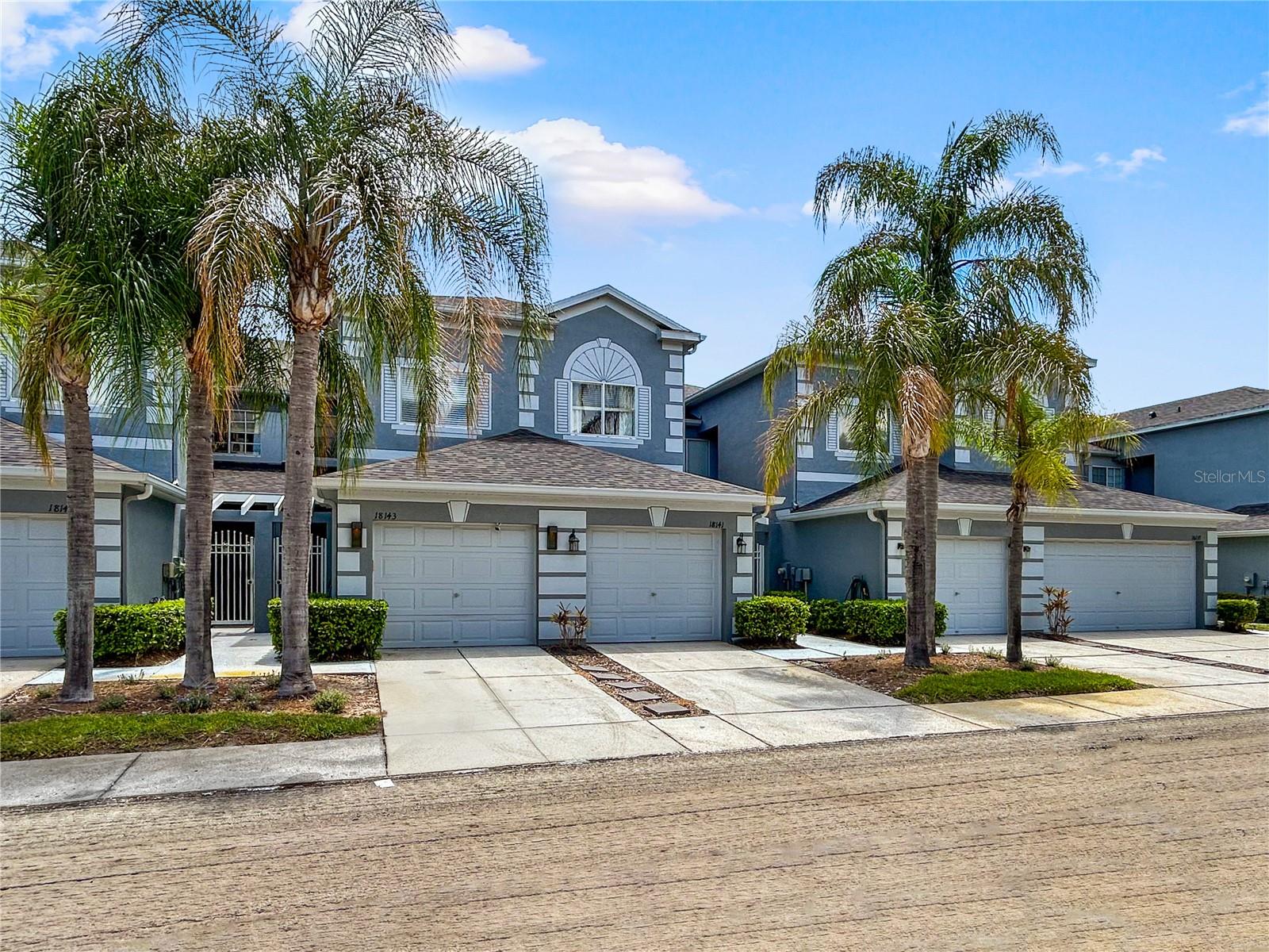 NASSAU POINTE TWNHOMES AT HERI - Residential