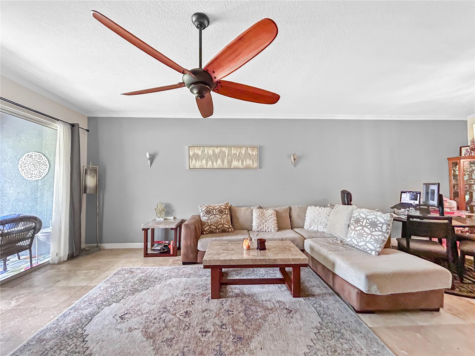 NASSAU POINTE TWNHOMES AT HERI - Residential