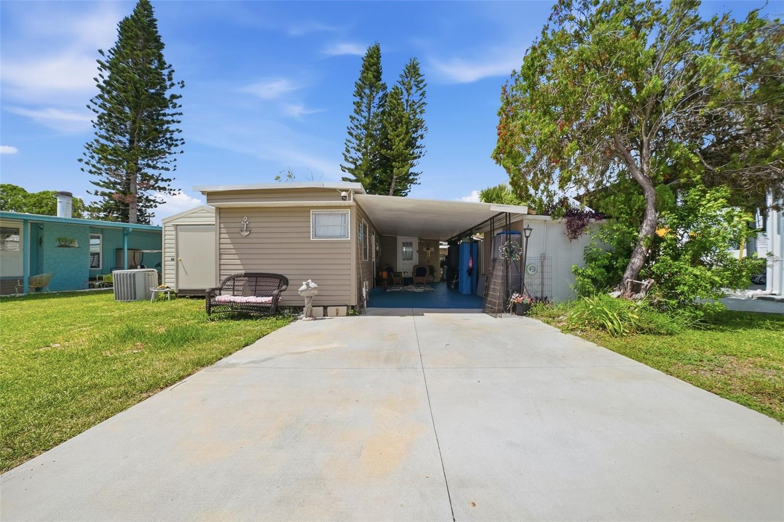 SIGNAL COVE - Residential