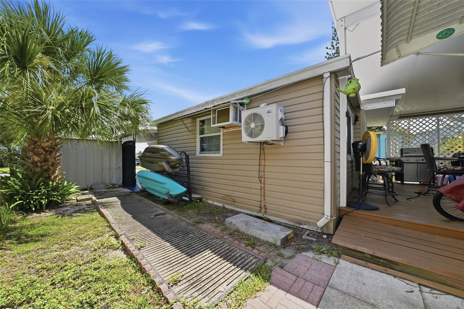 SIGNAL COVE - Residential