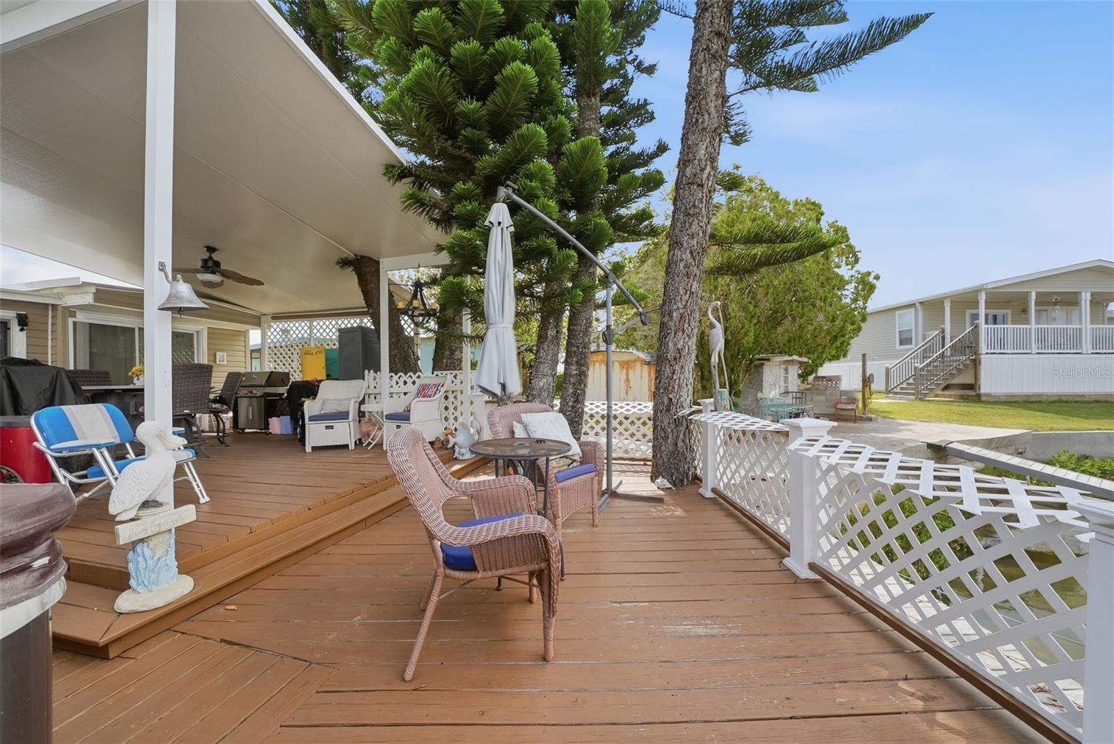SIGNAL COVE - Residential