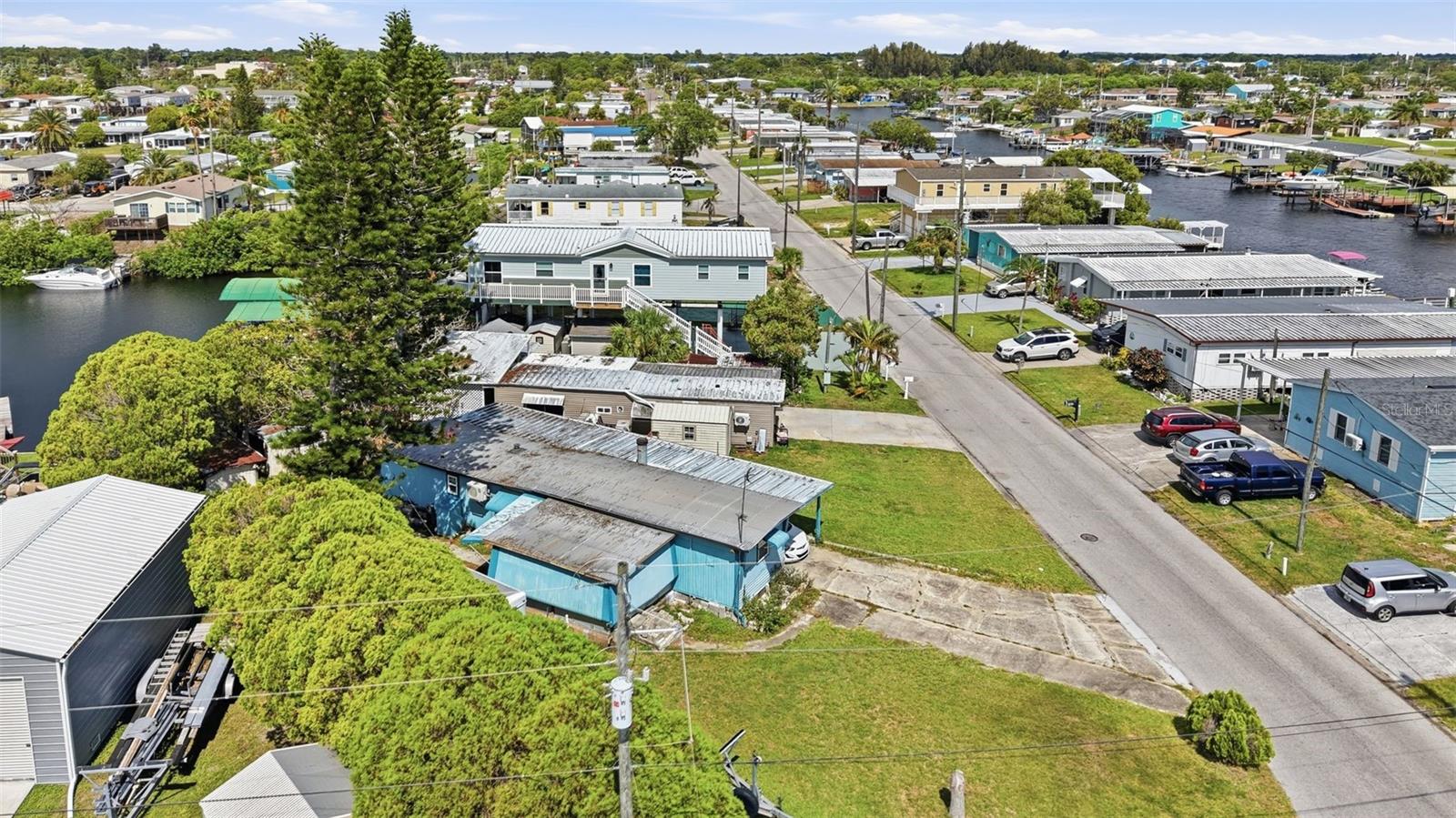 SIGNAL COVE - Residential