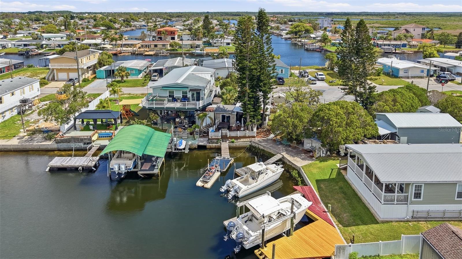 SIGNAL COVE - Residential