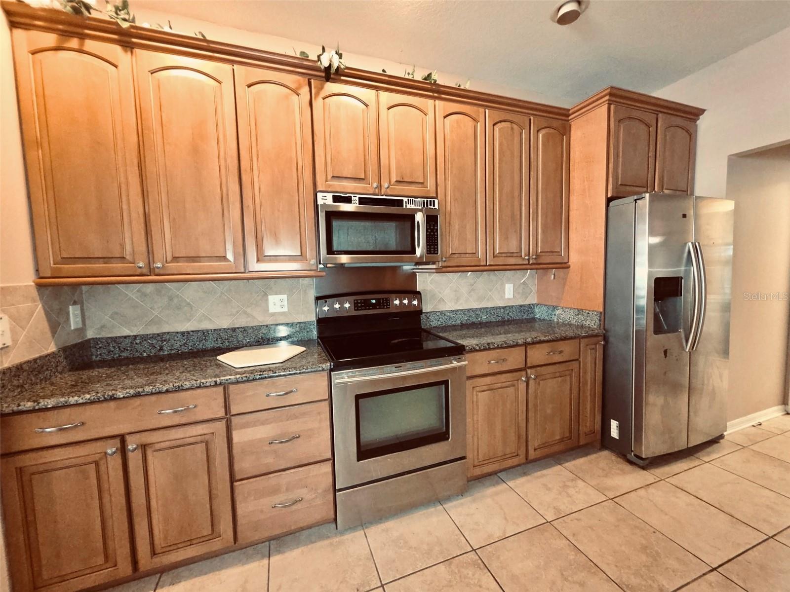 LITHIA RIDGE - RANCH ROAD GROVES - Residential