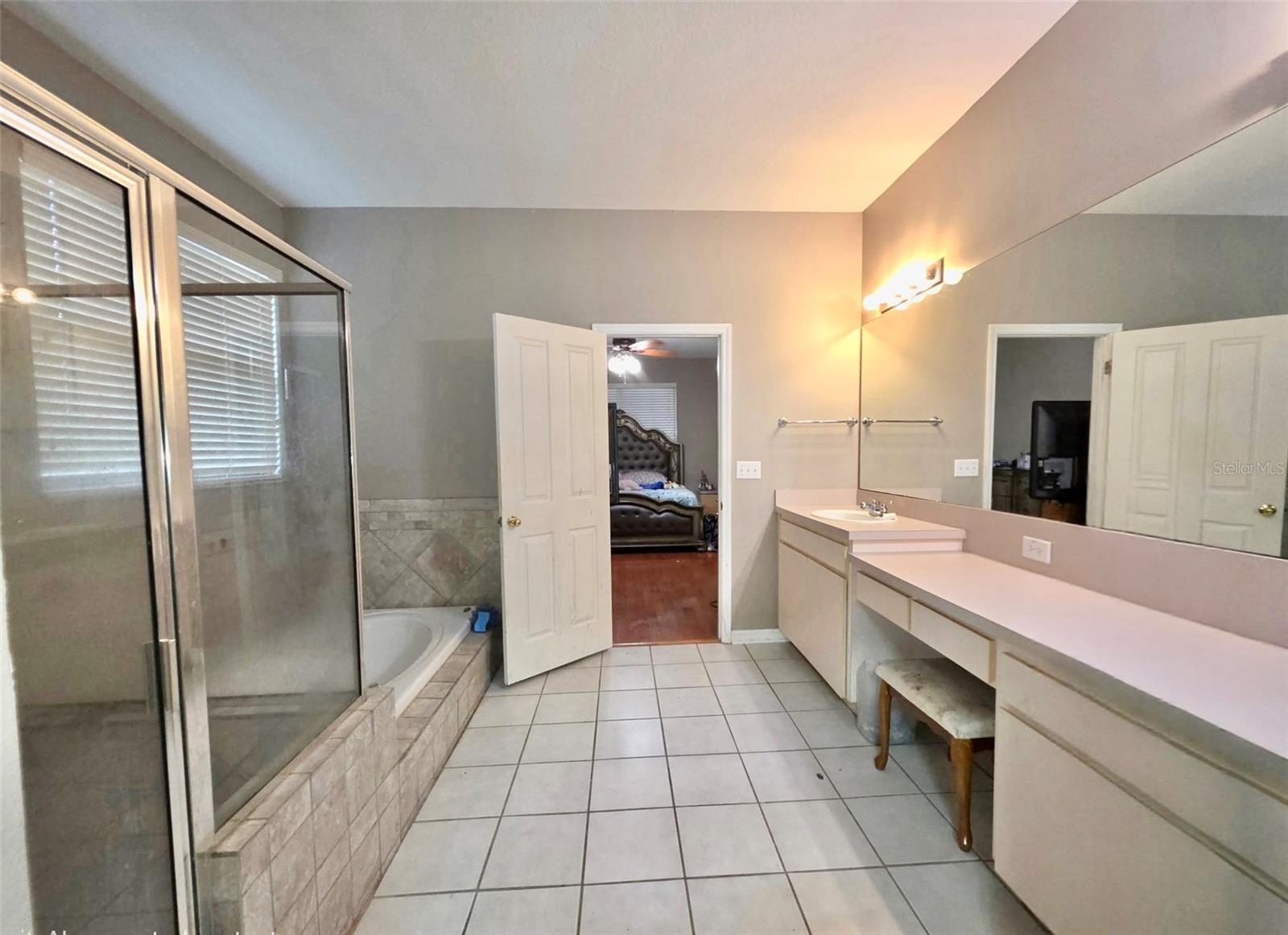 LITHIA RIDGE - RANCH ROAD GROVES - Residential