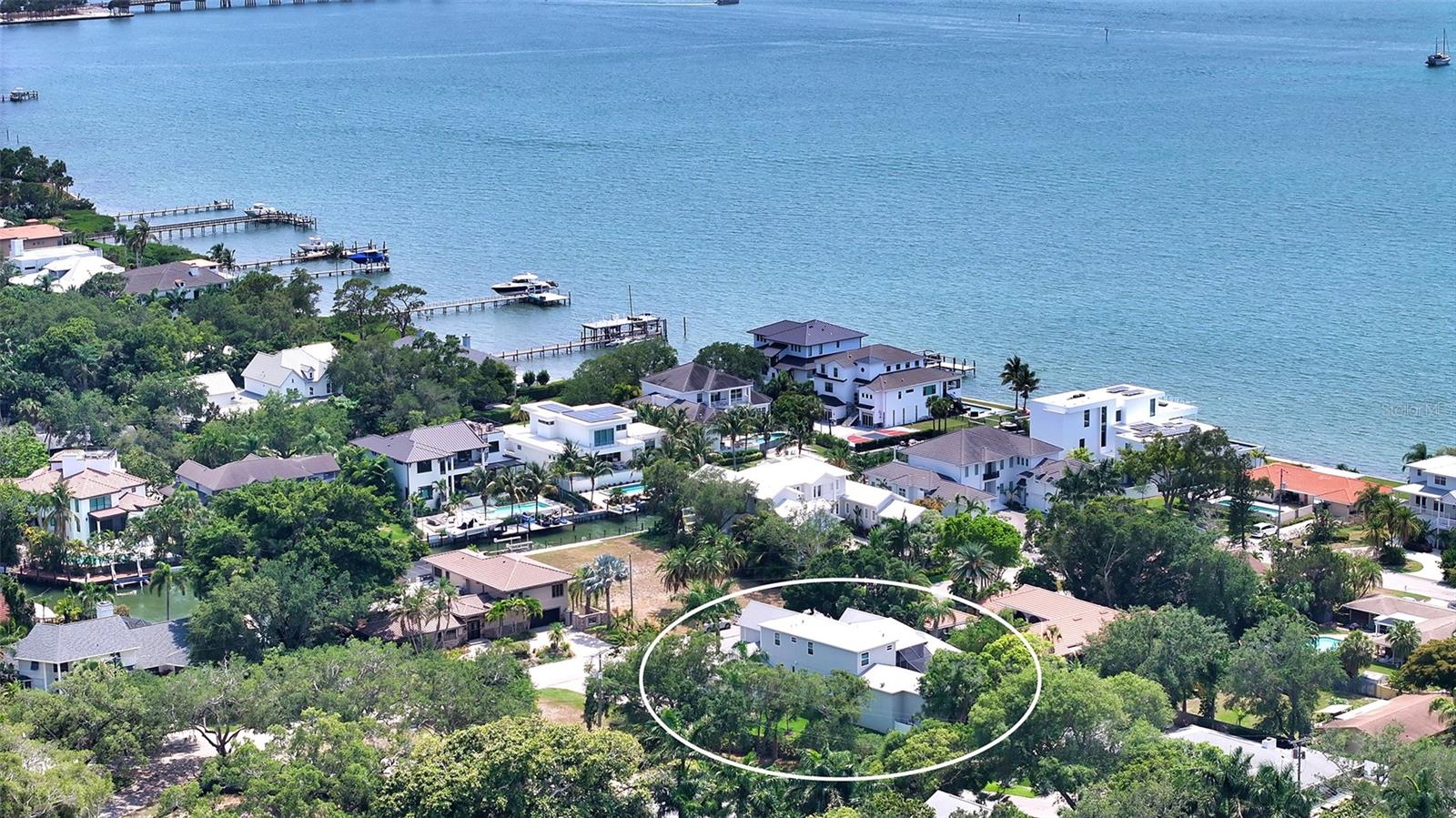 PARADISE SHORES - Residential