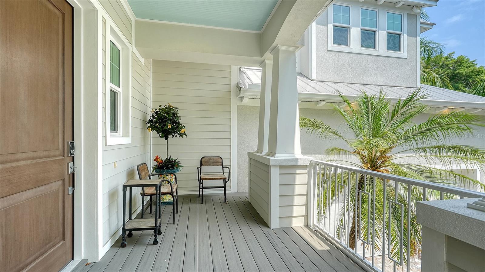 PARADISE SHORES - Residential