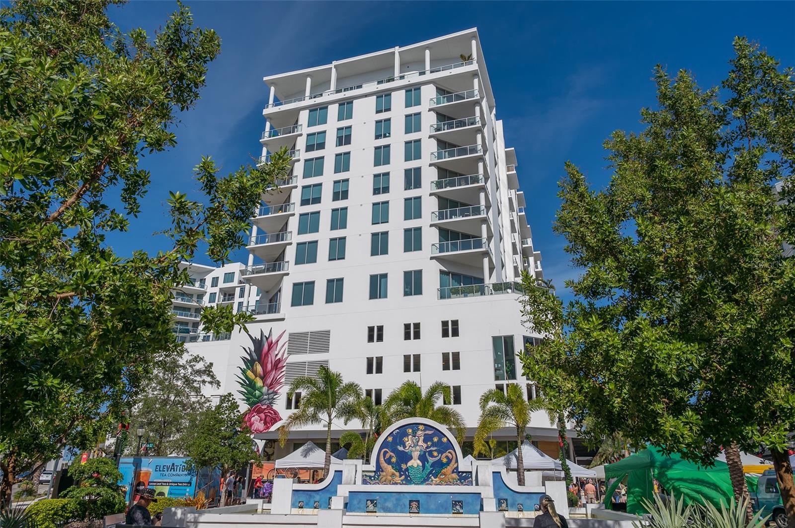 PARADISE SHORES - Residential