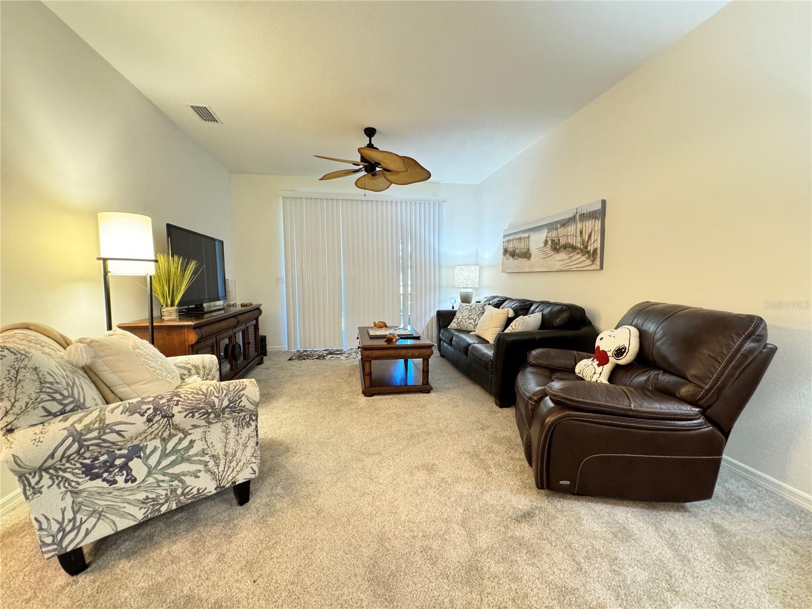 PALMA SOLA TRACE CONDO OR2185/736 - Residential