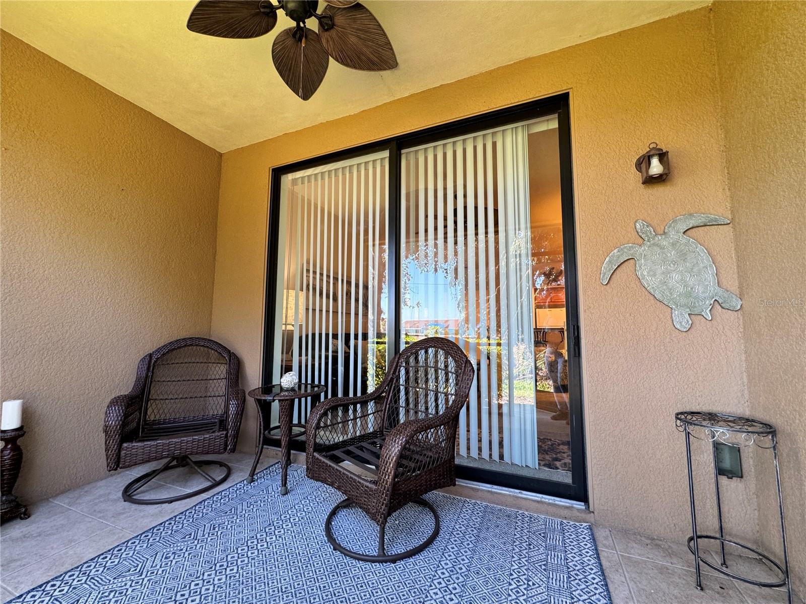 PALMA SOLA TRACE CONDO OR2185/736 - Residential