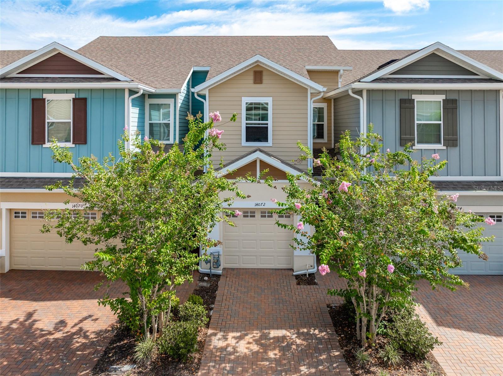 FISHHAWK RANCH WEST TWNHMS - Residential