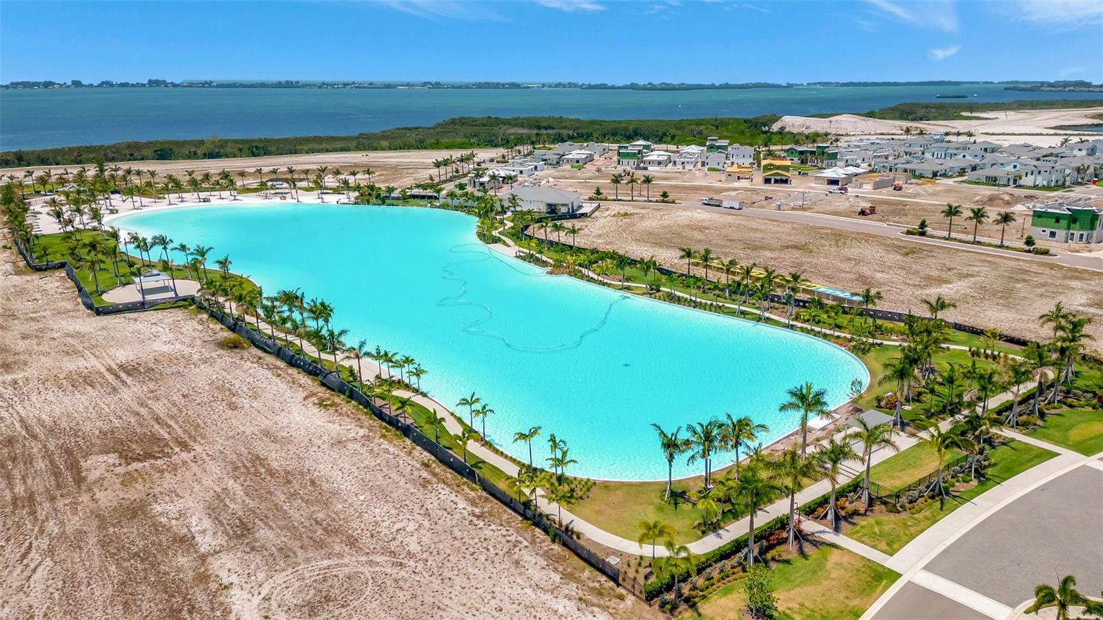 AQUA LAGOON - Residential