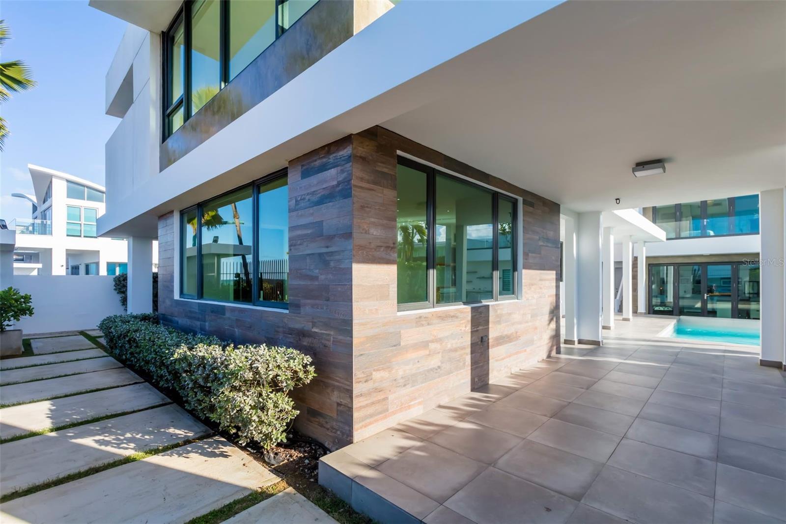 PARK BOULEVARD - Residential