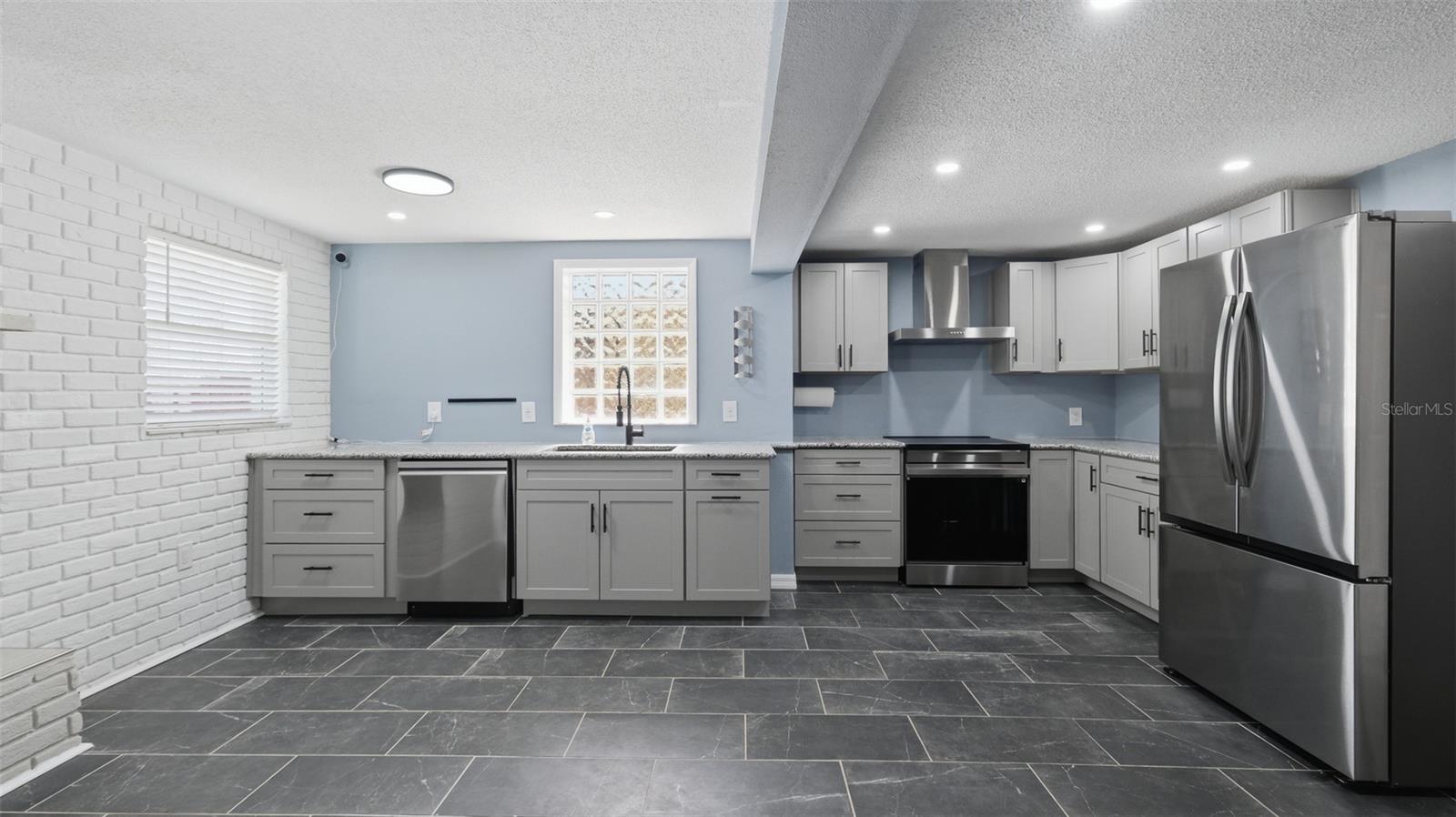 SEA PINES - Residential
