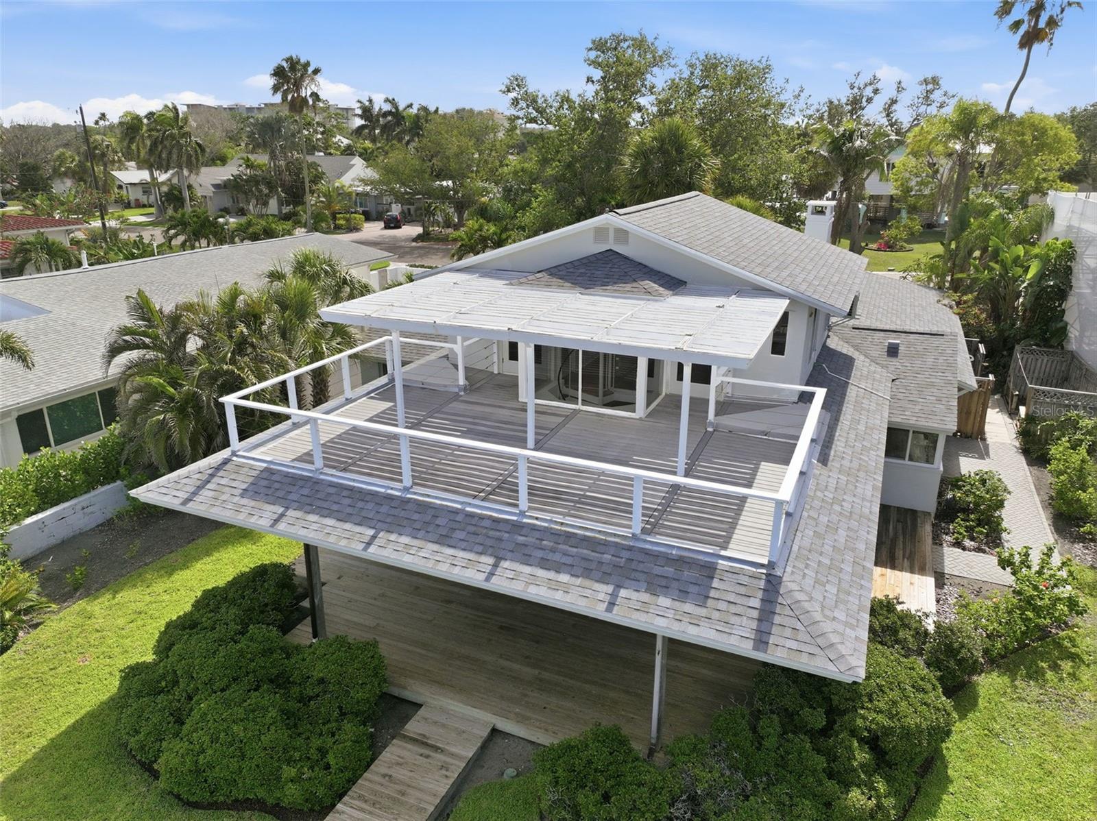 VENETIAN POINT - Residential