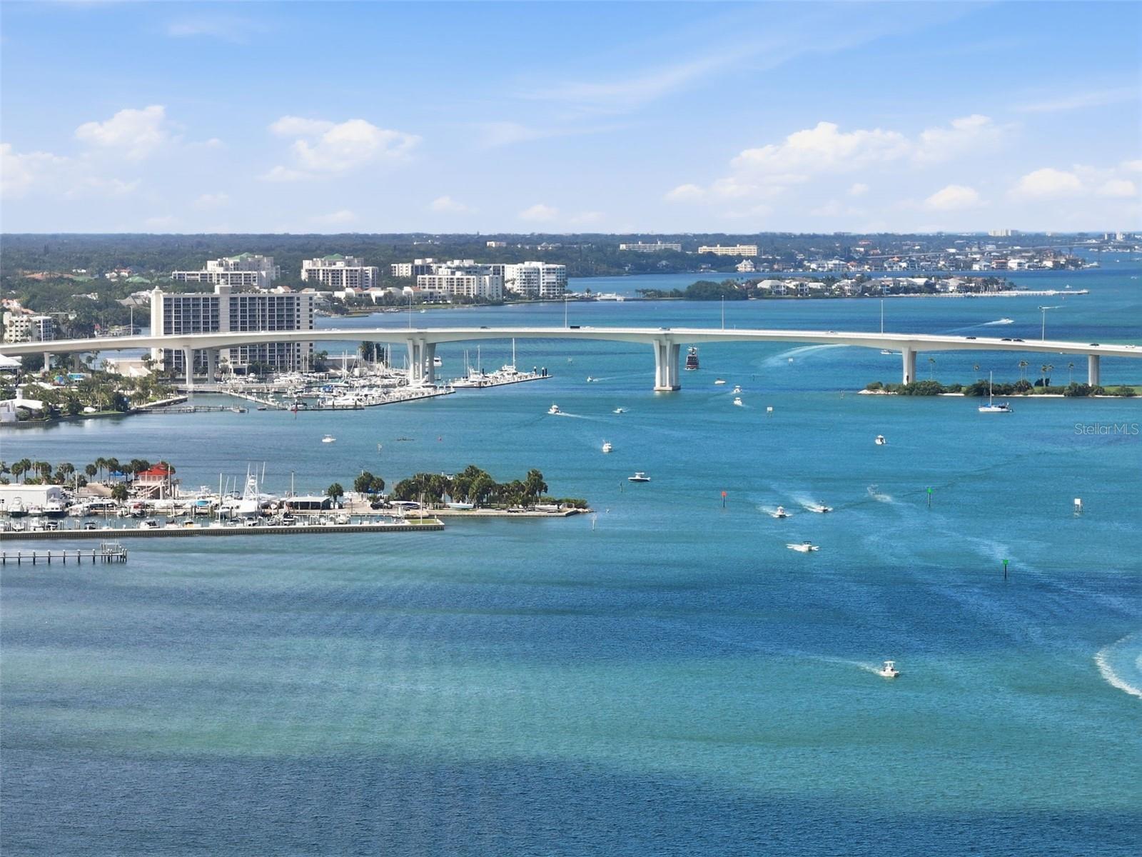 VENETIAN POINT - Residential