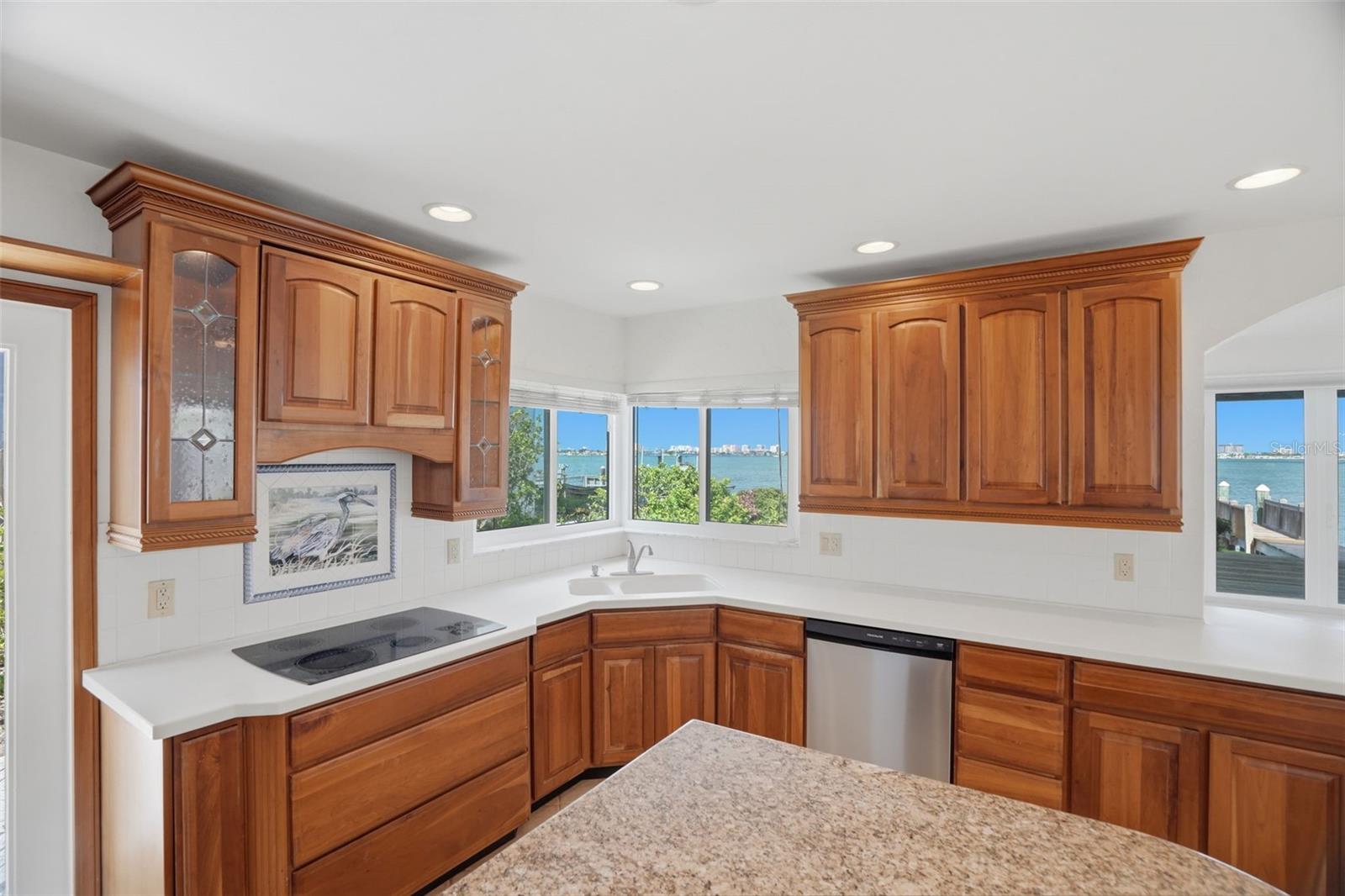 VENETIAN POINT - Residential