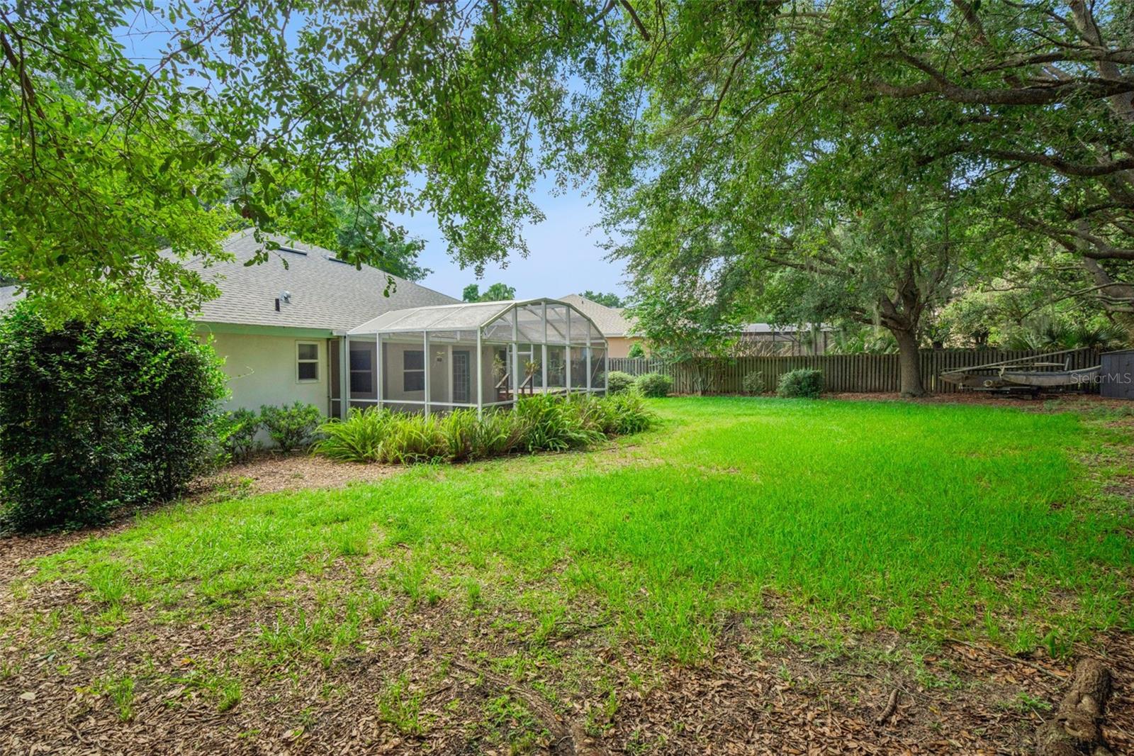 LAKE OLYMPIA CLUB - Residential
