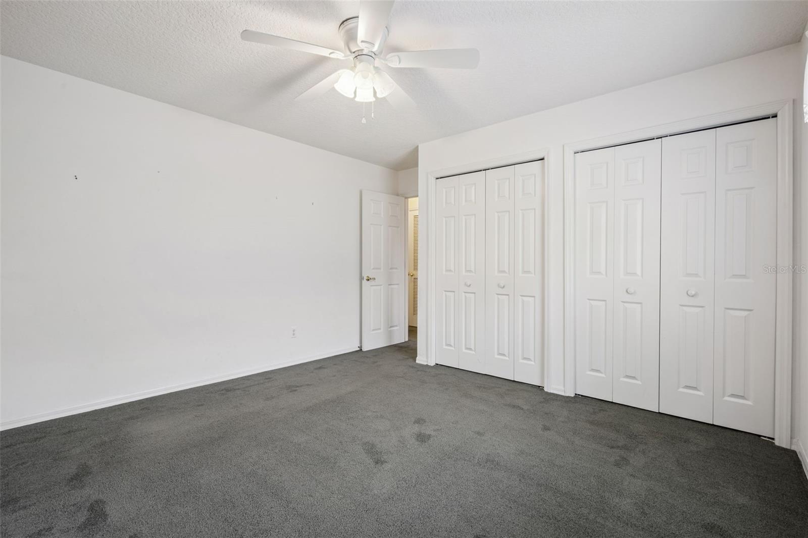 LAKE OLYMPIA CLUB - Residential