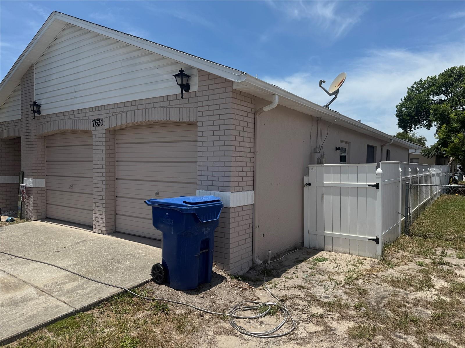 REGENCY PARK - Residential