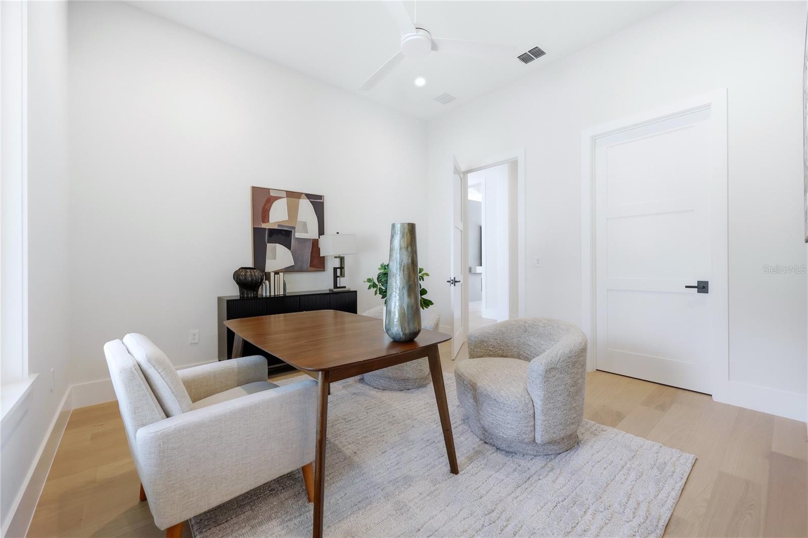 GROVE/OAKLAND - Residential