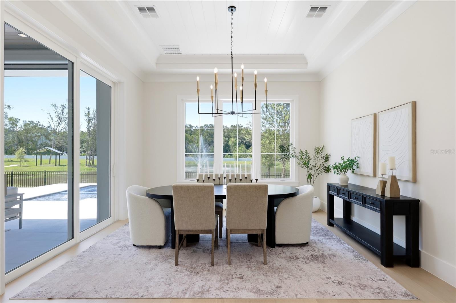 GROVE/OAKLAND - Residential