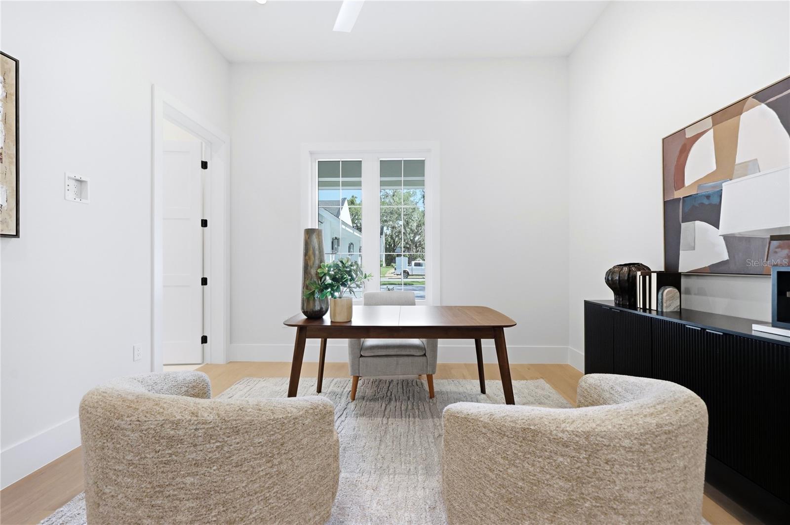 GROVE/OAKLAND - Residential
