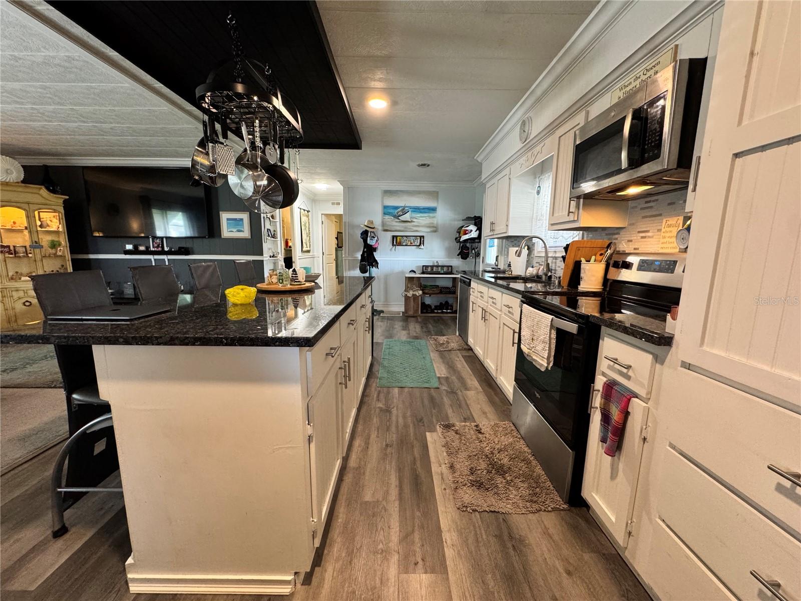 SKYWAY VILLAGE ESTATES CO-OP - Residential