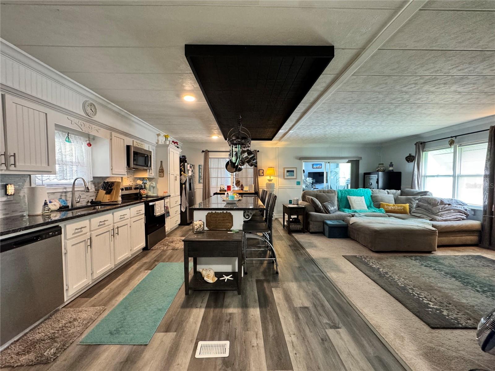 SKYWAY VILLAGE ESTATES CO-OP - Residential