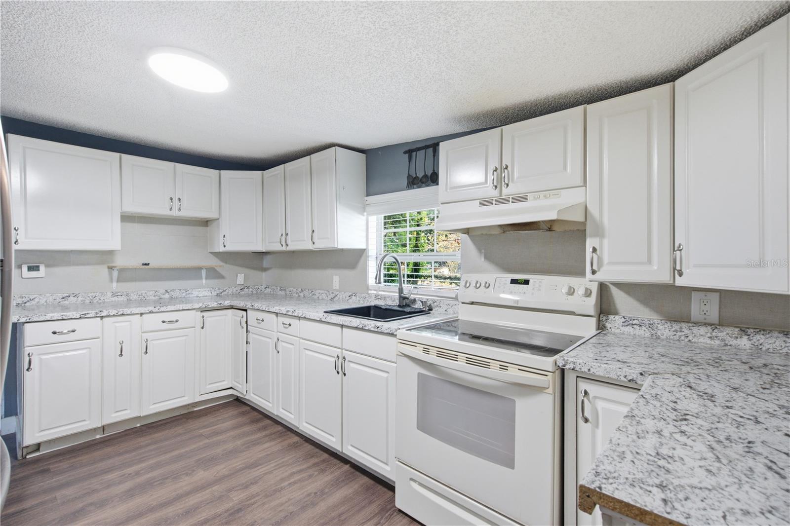 ZEPHYRHILLS COLONY CO - Residential