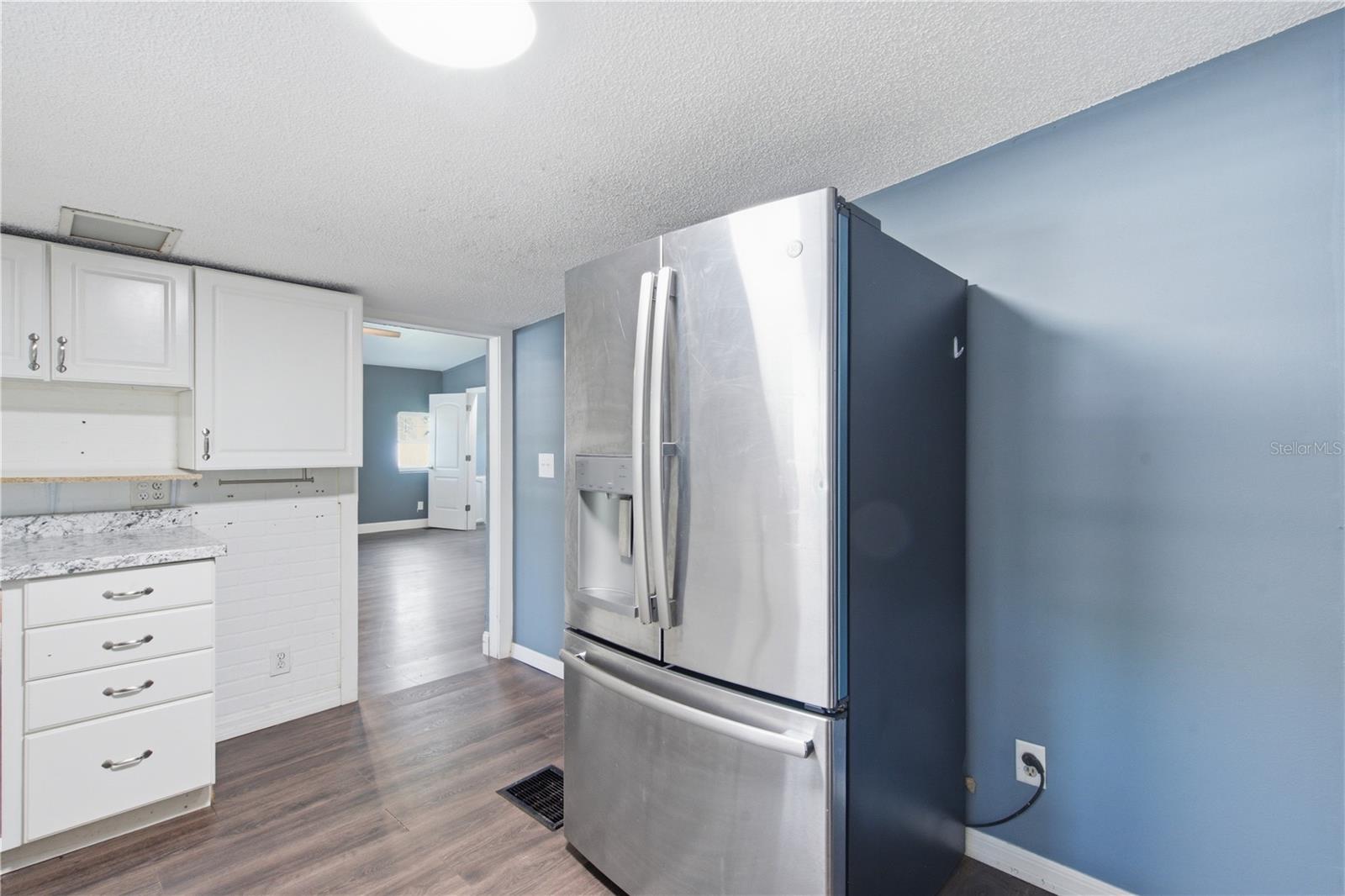 ZEPHYRHILLS COLONY CO - Residential