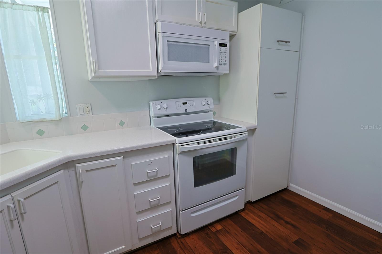 SHADY OAKS MOBILE MODULAR ESTATES - Residential