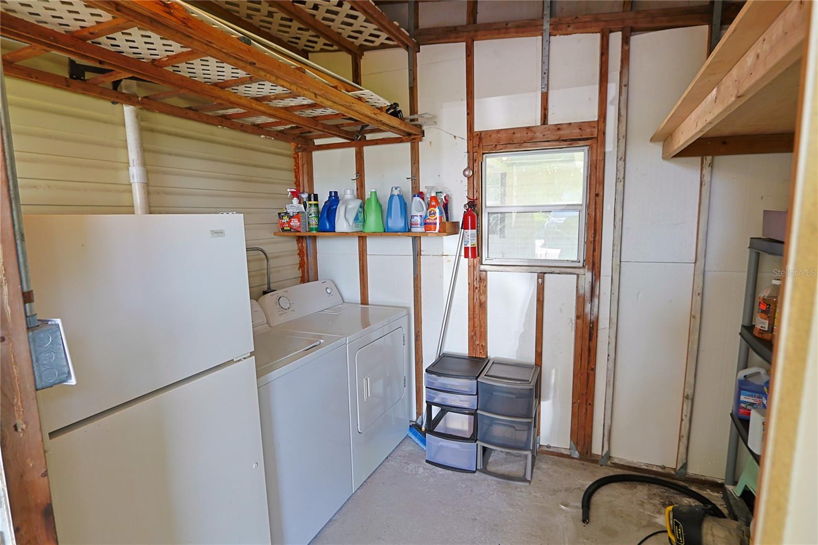 SHADY OAKS MOBILE MODULAR ESTATES - Residential