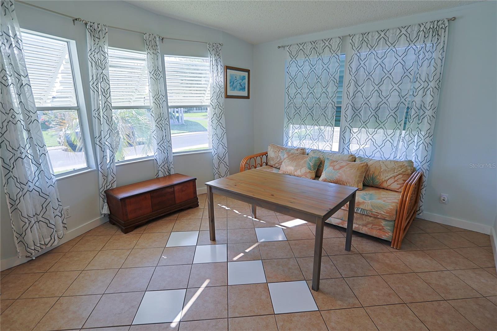SHADY OAKS MOBILE MODULAR ESTATES - Residential