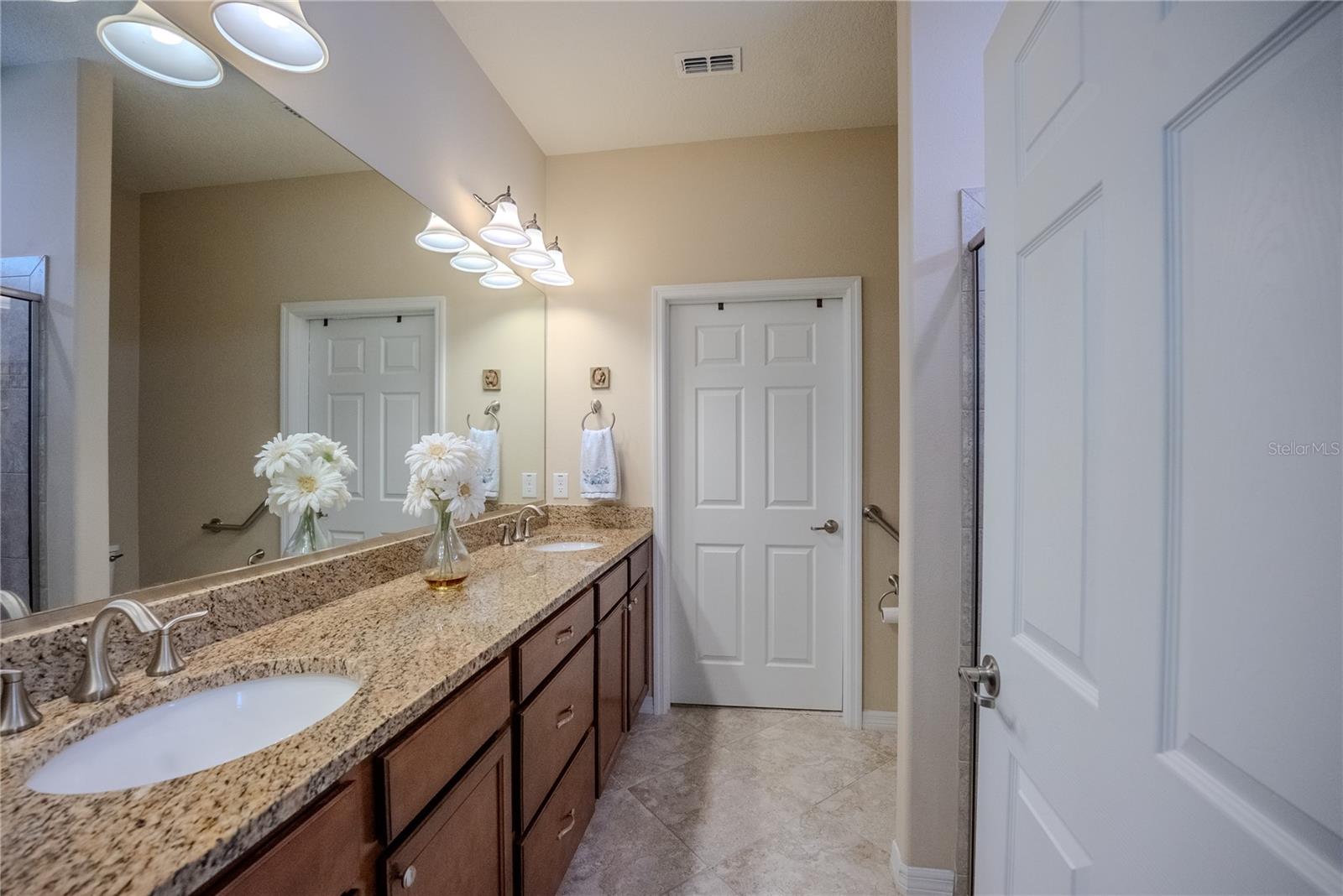 STONE CRK BY DEL WEBB ARLINGTON - Residential