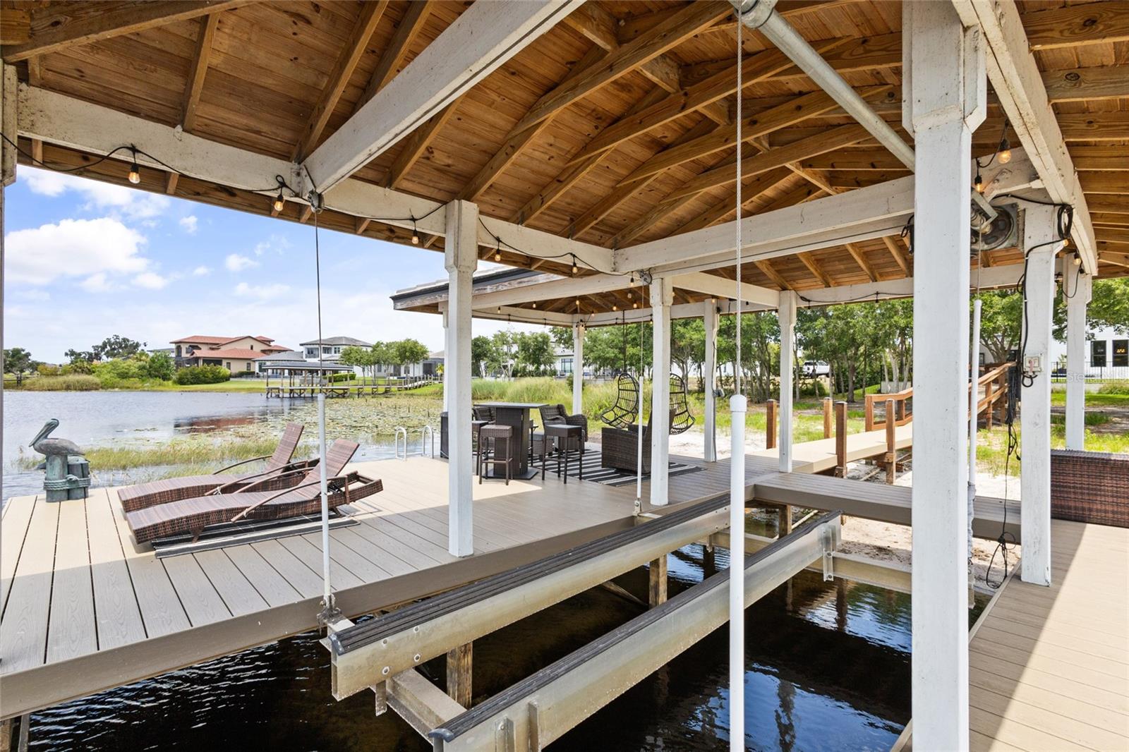 INDEPENDENCE, SIGNATURE LAKES - Residential