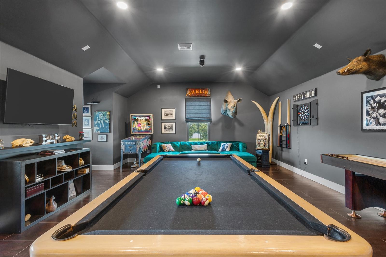 INDEPENDENCE, SIGNATURE LAKES - Residential