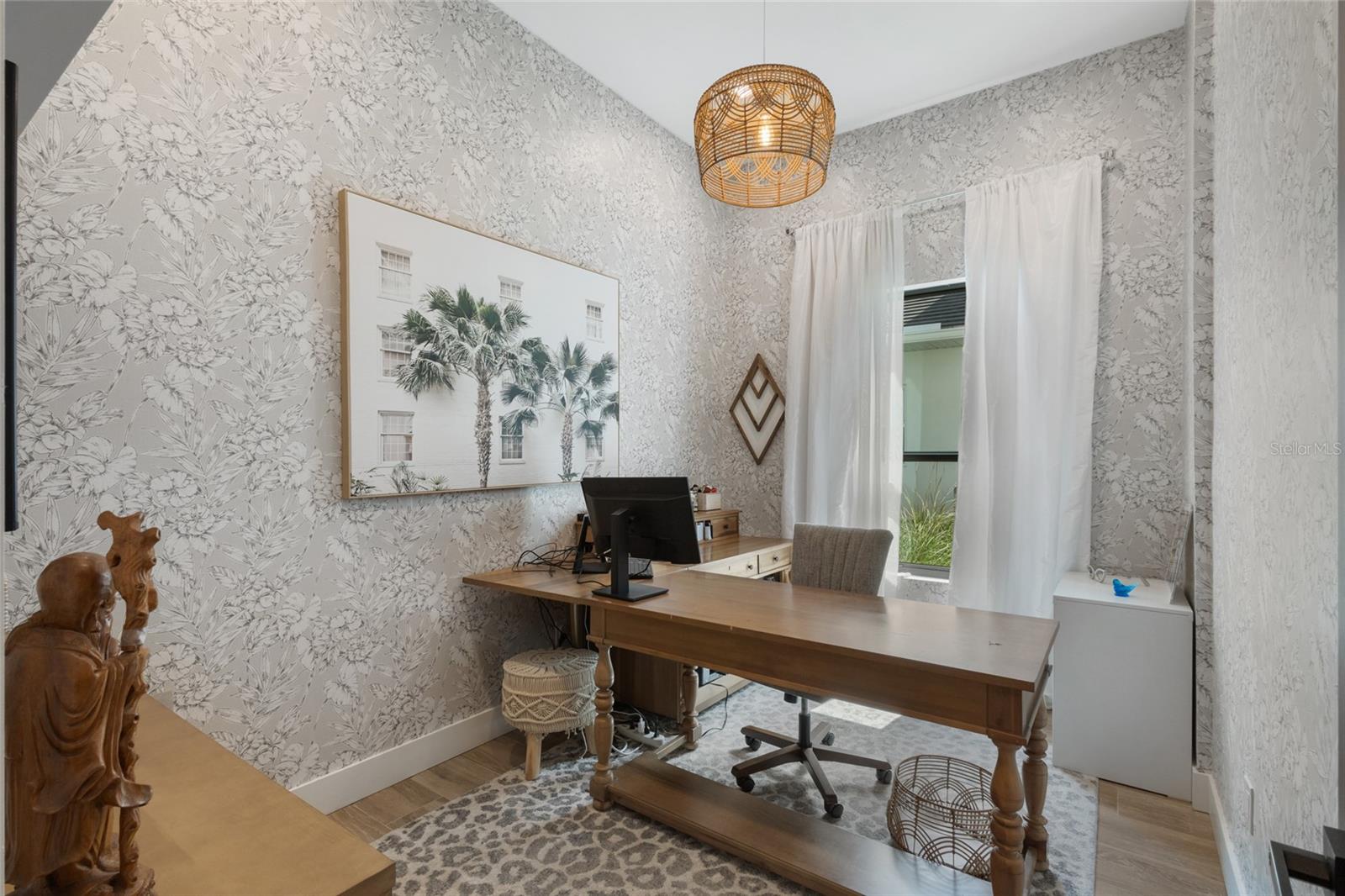 INDEPENDENCE, SIGNATURE LAKES - Residential