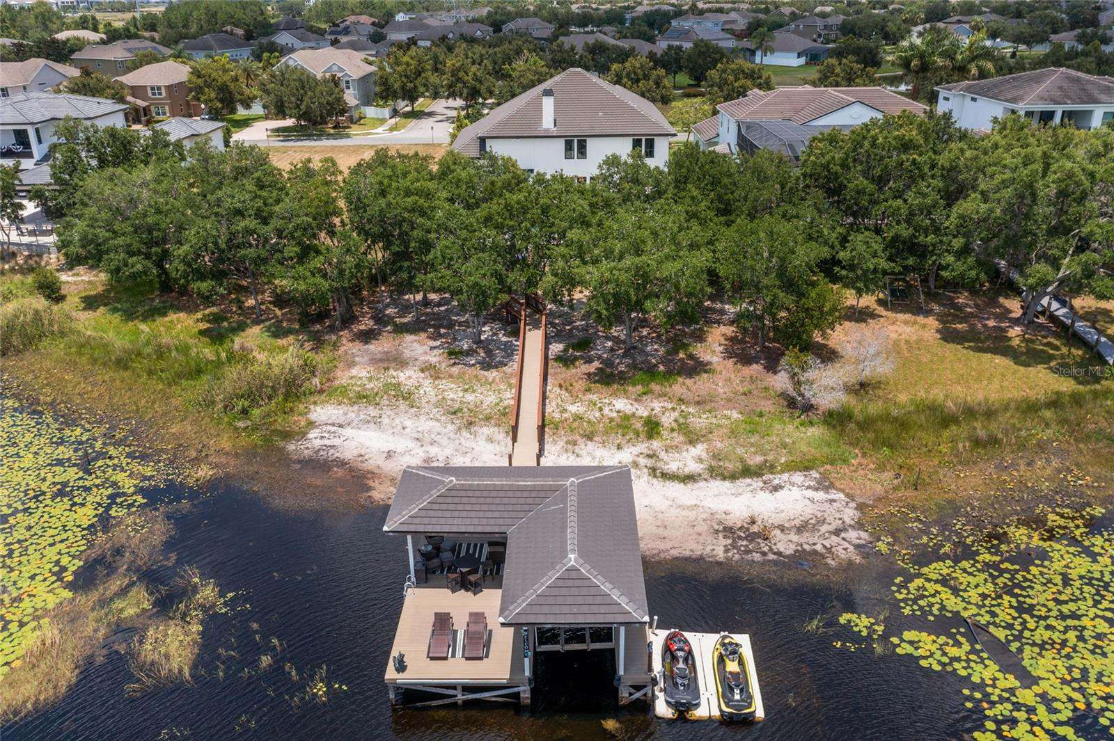 INDEPENDENCE, SIGNATURE LAKES - Residential