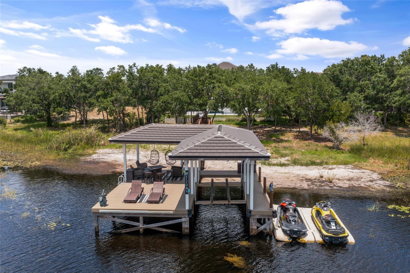 INDEPENDENCE, SIGNATURE LAKES - Residential