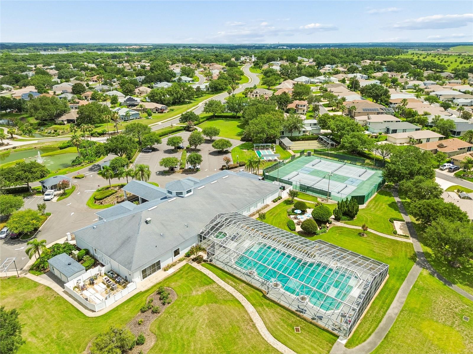 ROYAL HARBOR PH 01 - Residential