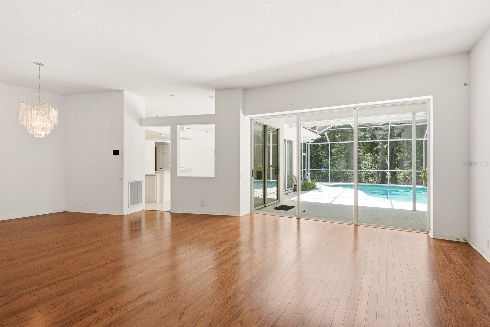 DEVONSHIRE - Residential
