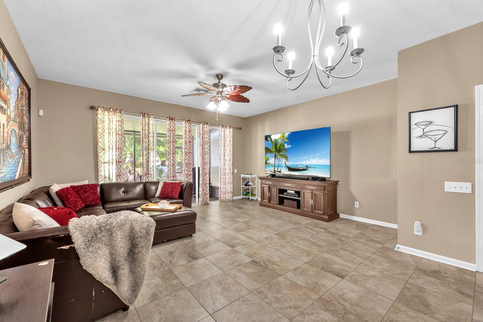 SOLANA BAY - Residential