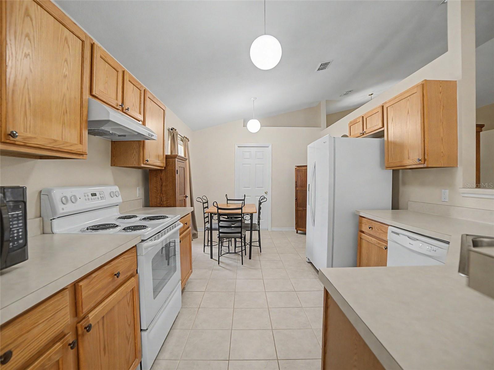 VENETIAN AT BAY PARK - Residential