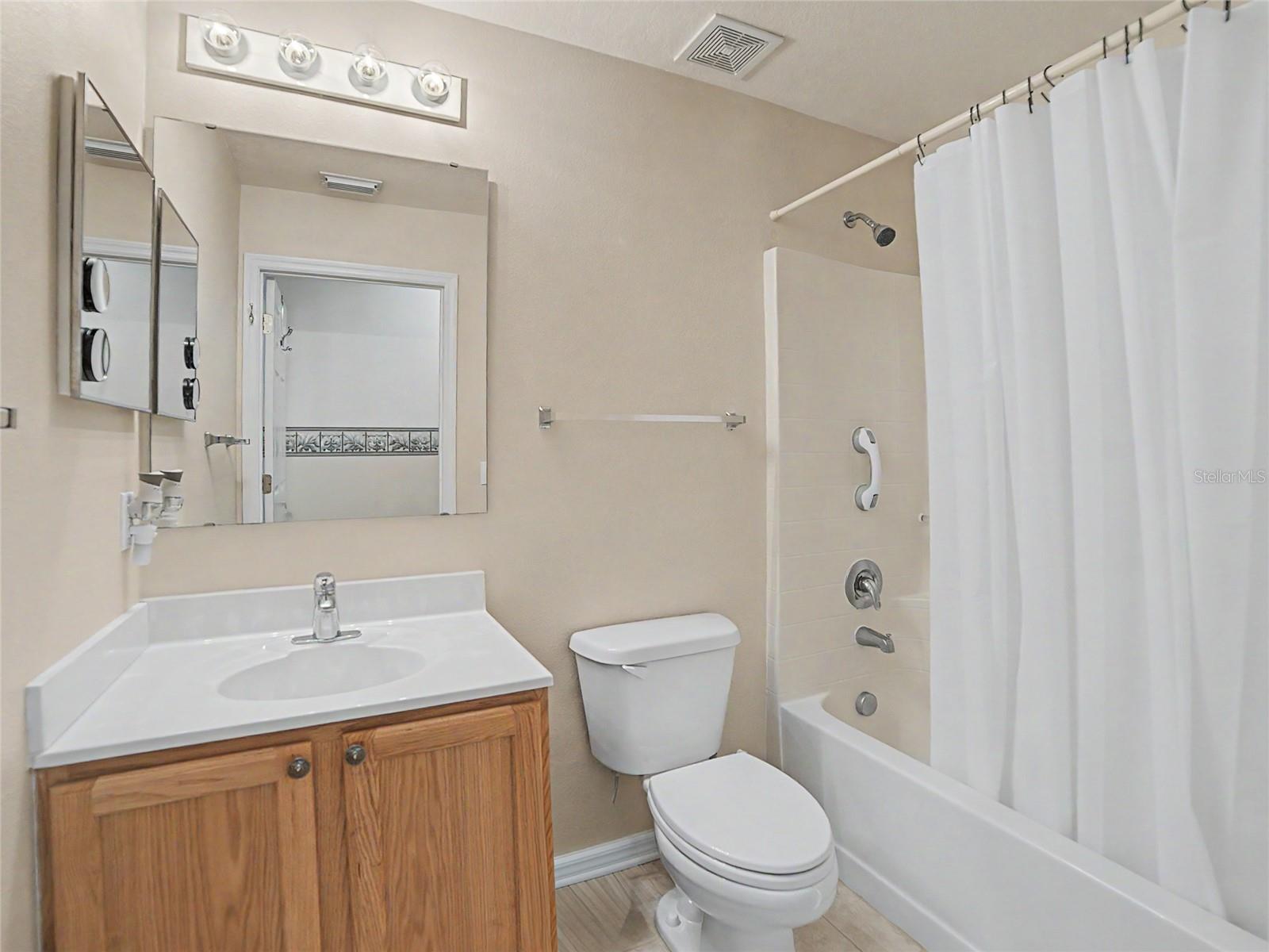 VENETIAN AT BAY PARK - Residential