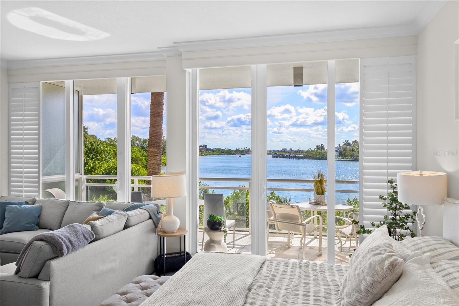 INN ON THE BEACH PH III - Residential