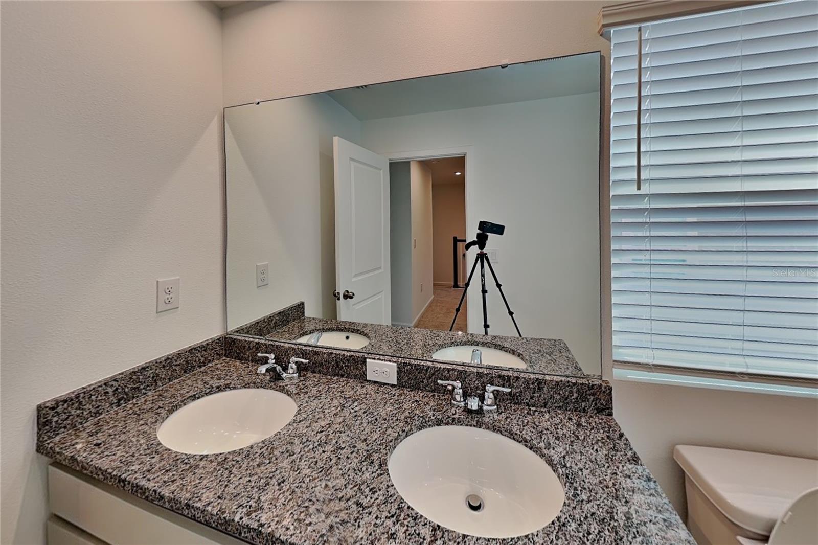 GARDENIA RESERVE - Residential Lease
