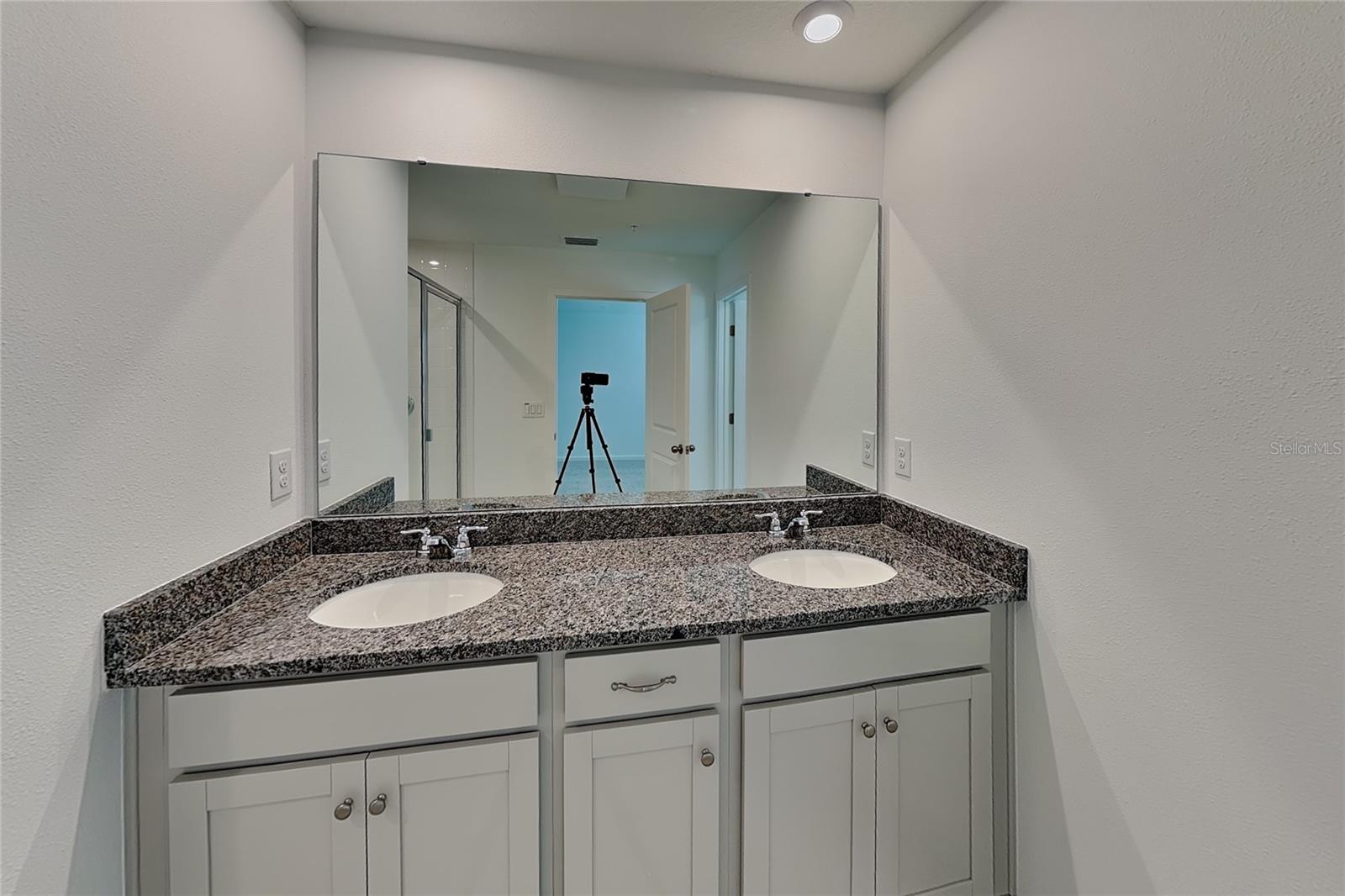 GARDENIA RESERVE - Residential Lease