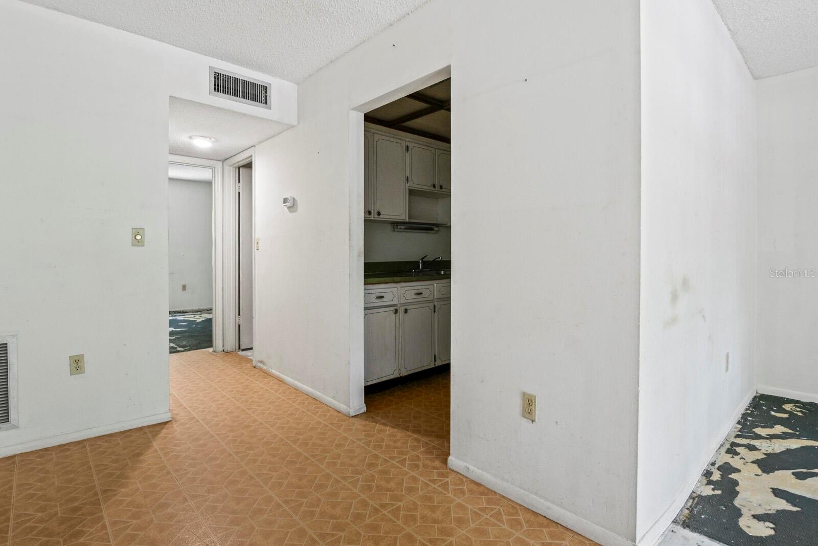 BRANDYCHASE A CONDO - Residential