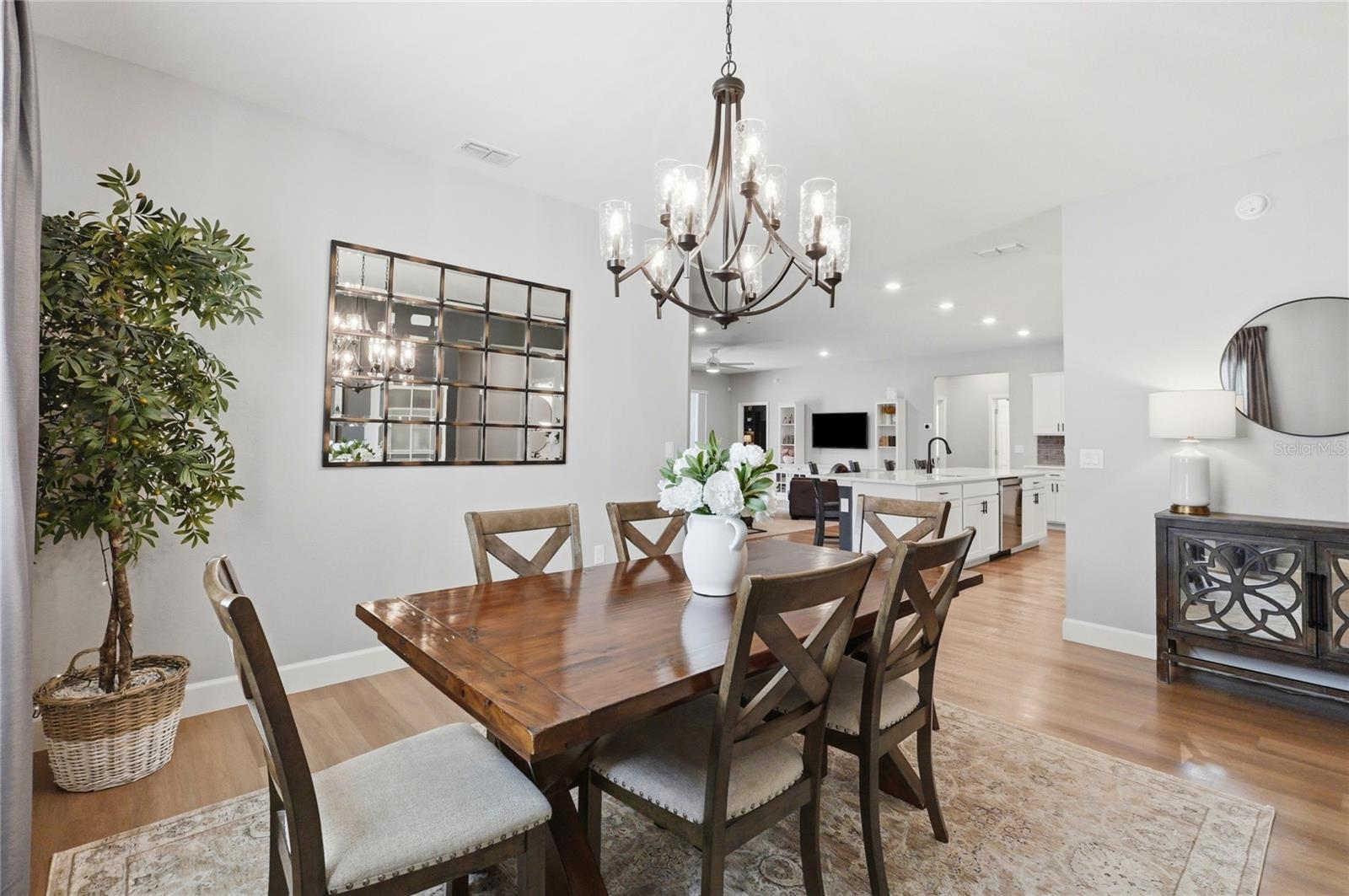 CHESTNUT CREEK - Residential